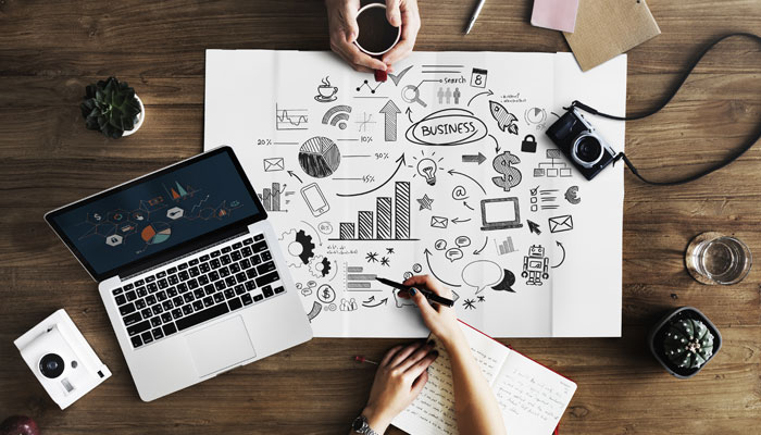 PROGRAMA AVANZADO EN MARKETING Y ESTRATEGIA DIGITAL